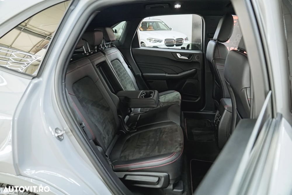 Ford Kuga 2.5 Duratec FHEV ST-LINE X - 10