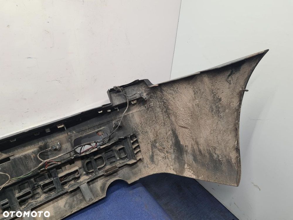 CHRYSLER 300C KOMBI 3.0 CRD ZDERZAK TYŁ - 12