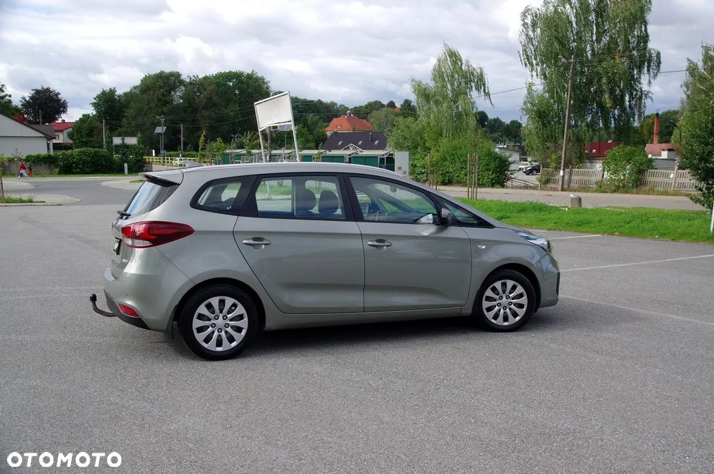 Kia Carens 1.7 CRDi XL 7os - 15