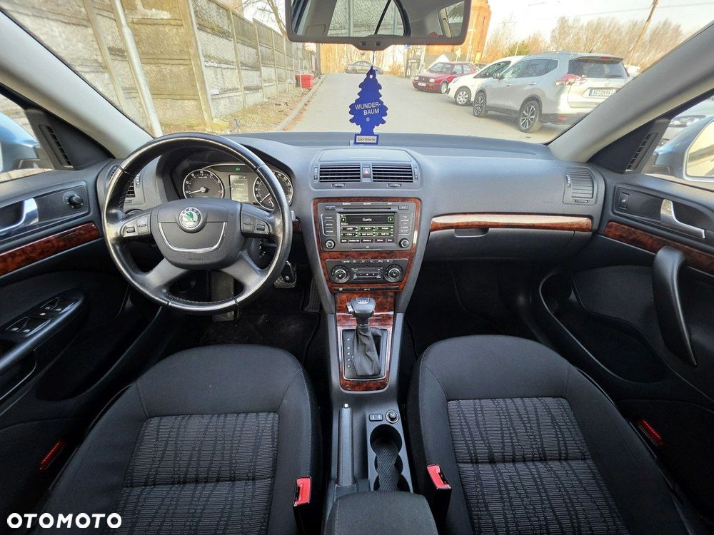 Skoda Octavia 1.8 TSI Elegance DSG - 13