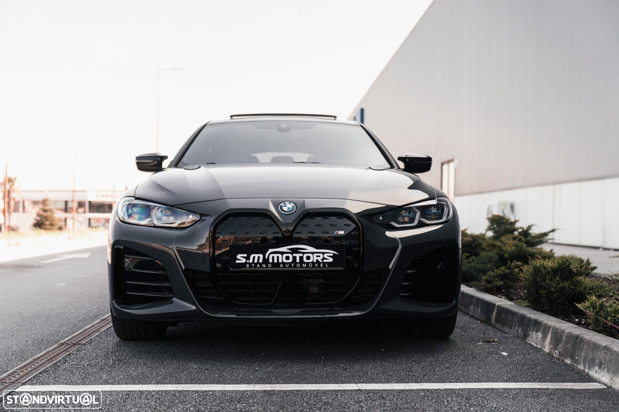 BMW i4 eDrive40 Desportiva M - 3