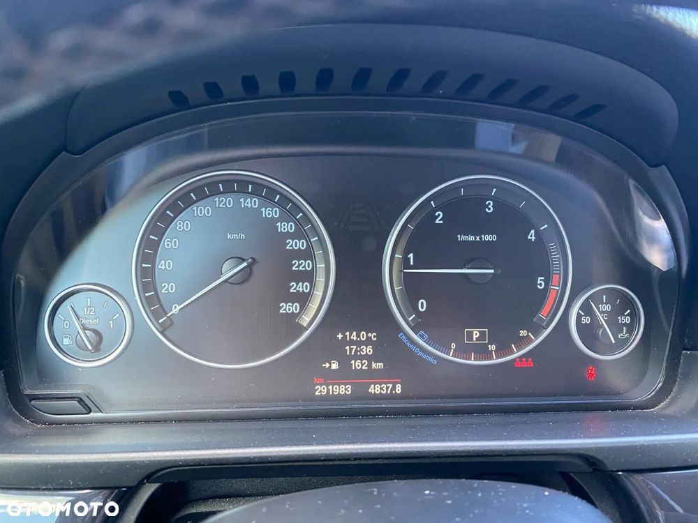 BMW Seria 5 520d Touring Sport-Aut - 16