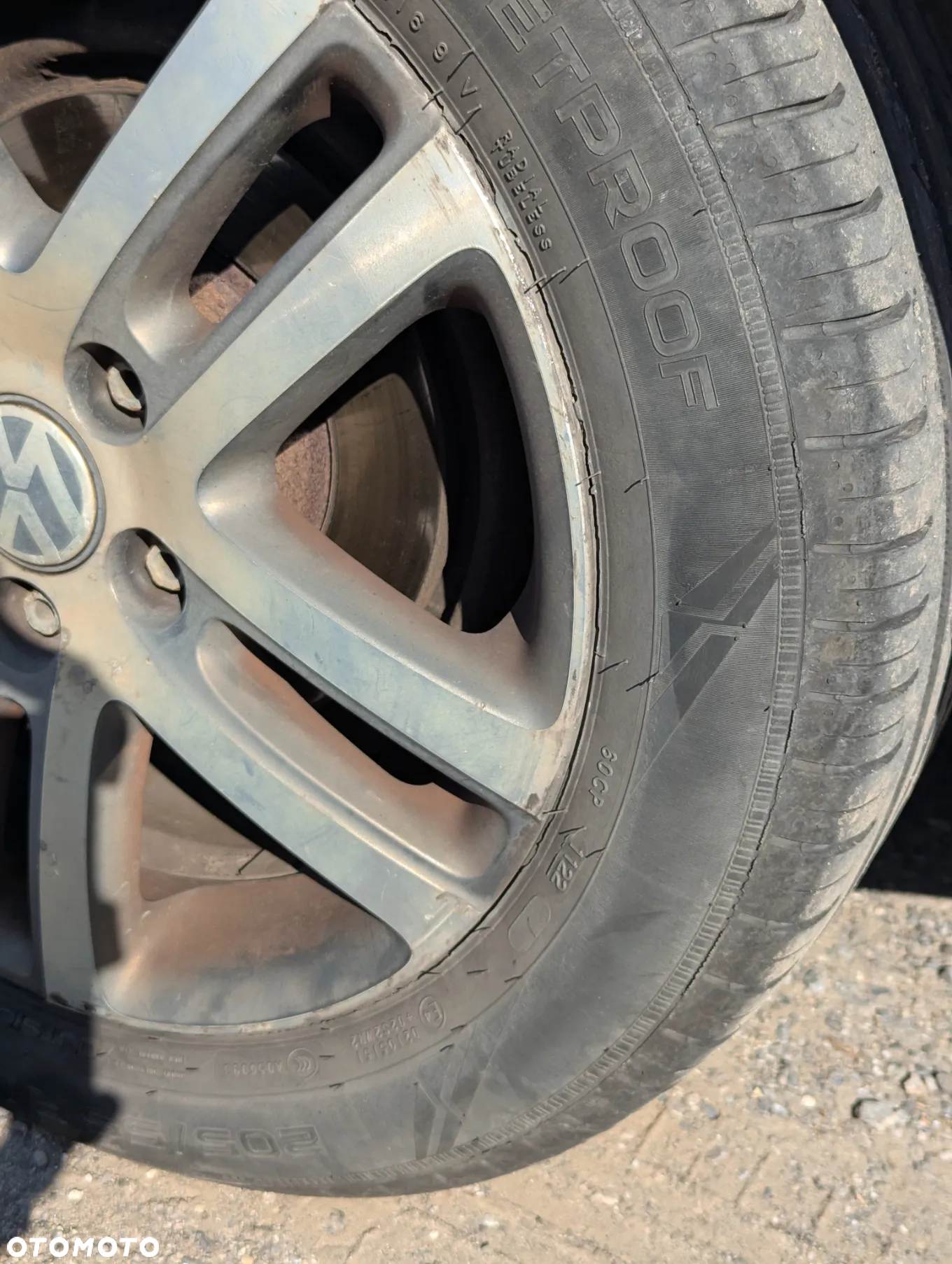 Volkswagen Touran 1.9 TDI Conceptline - 10