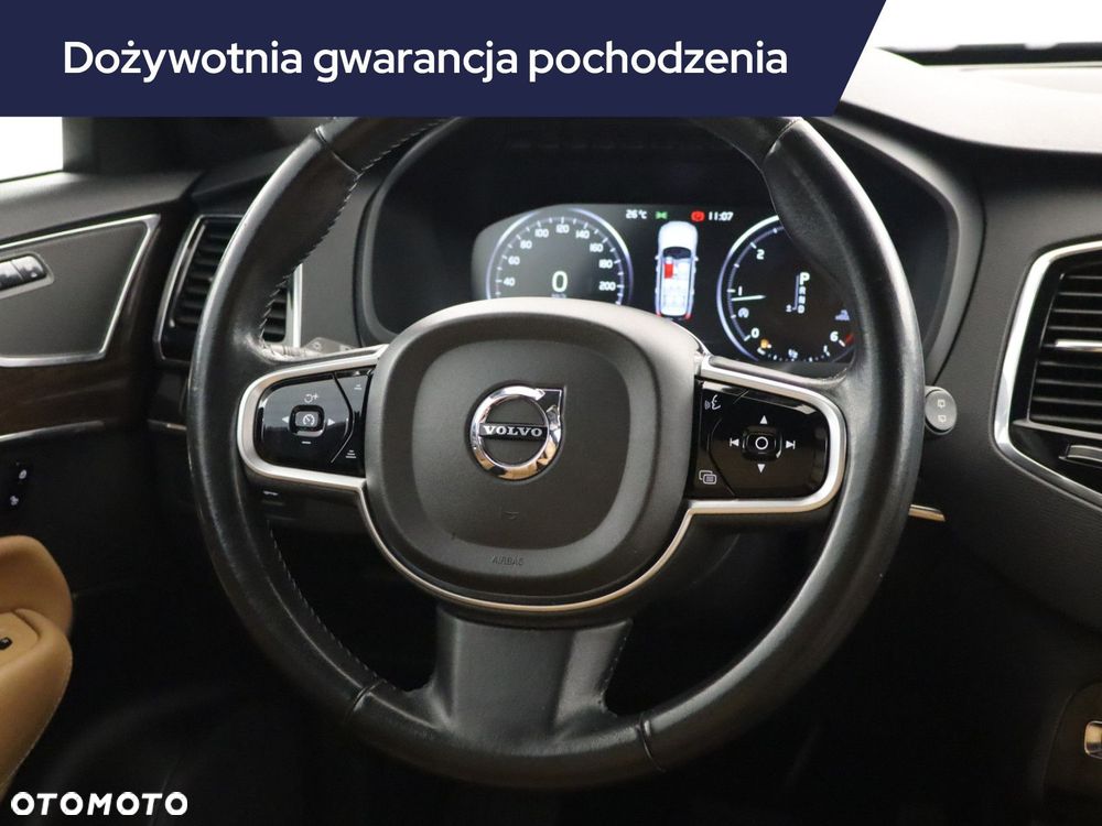 Volvo XC 90 - 25