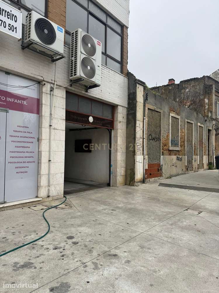 Garagem Privativa- 13m2 I Excelente Localização No Barreiro I Praticid - Grande imagem: 2/8