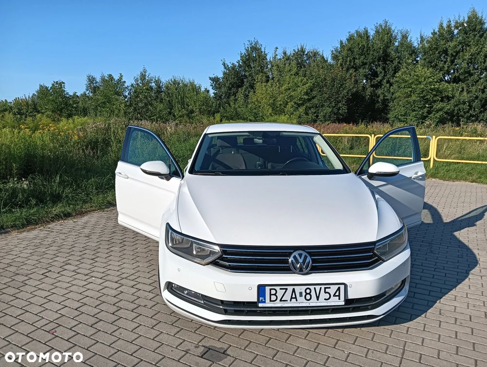 Volkswagen Passat 1.6 TDI BMT Comfortline - 3