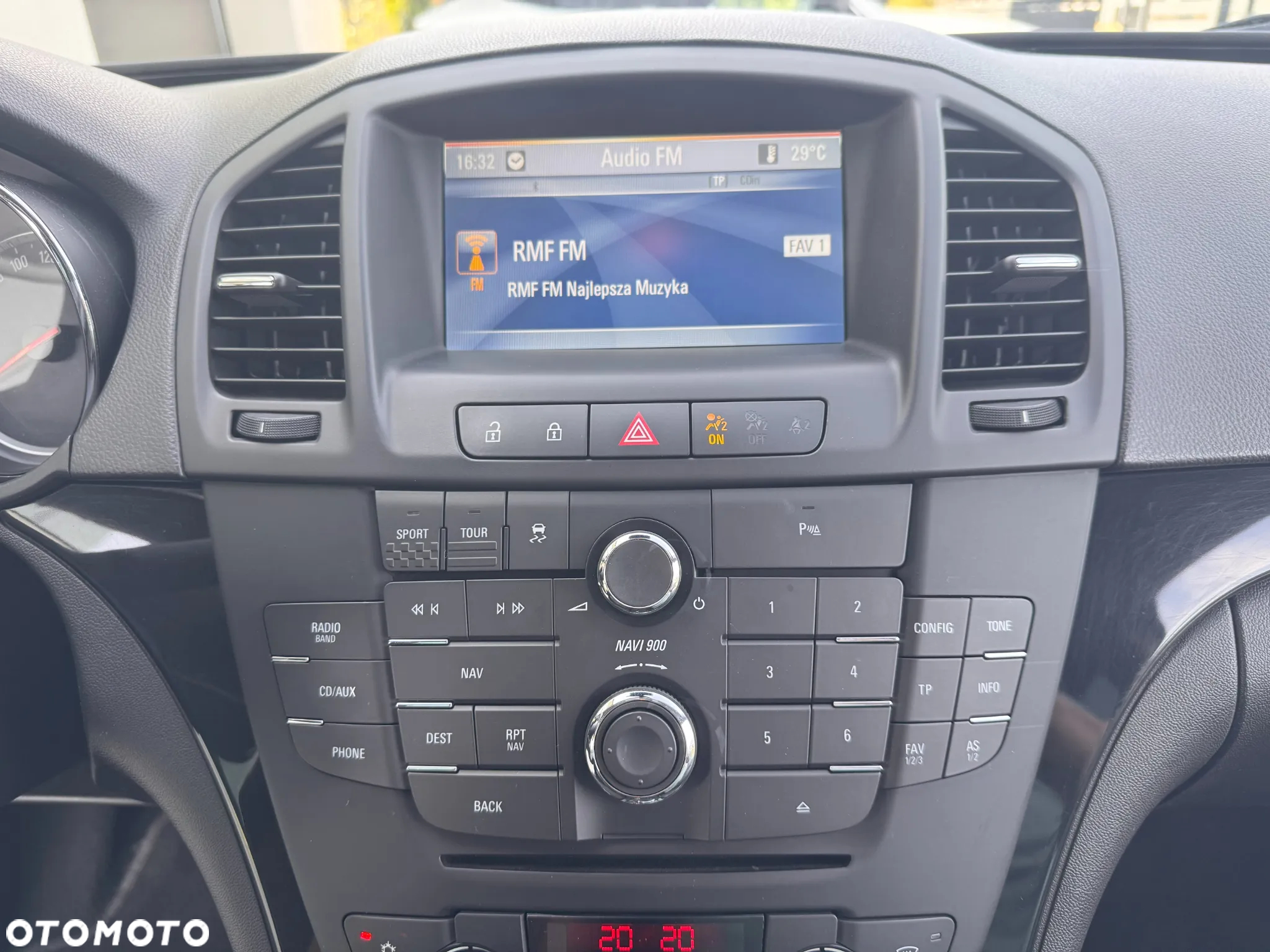 Opel Insignia - 13