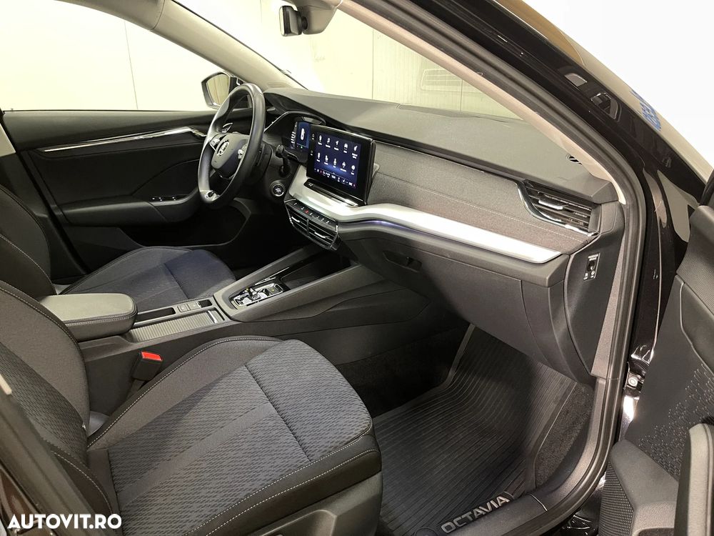 Skoda Octavia 2.0 TDI DSG Style - 10