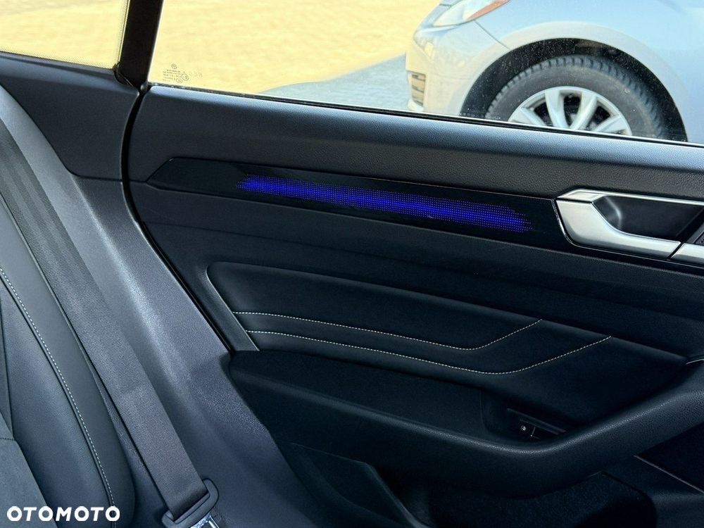 Volkswagen Arteon 2.0 TDI R-Line DSG - 30