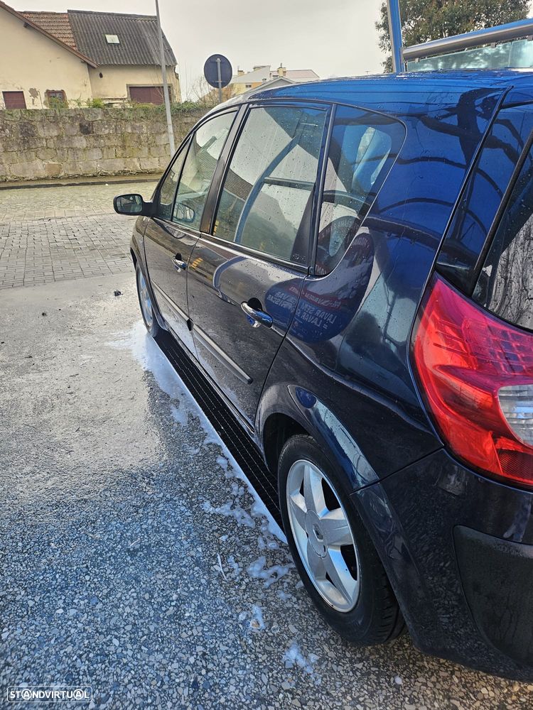 Renault Scénic 1.5 dCi Dynamique S - 15