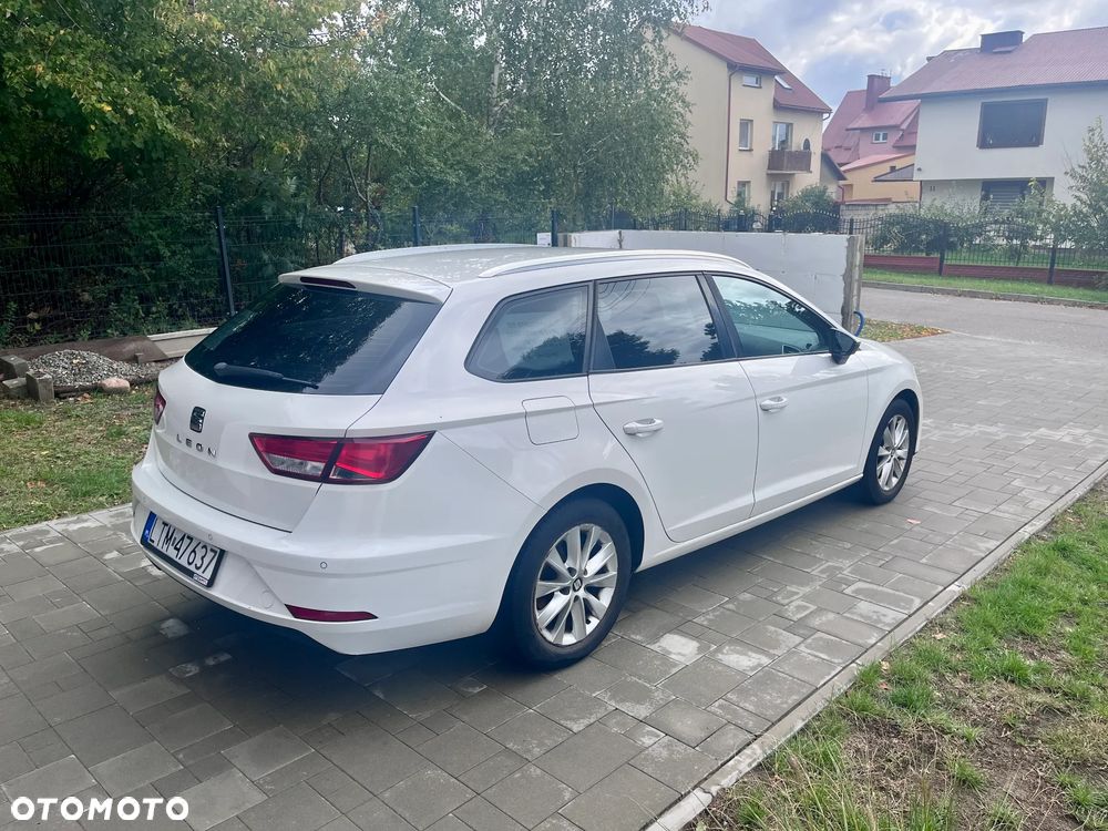 Seat Leon Sportstourer 1.6 TDI Start&Stop DSG Style - 4