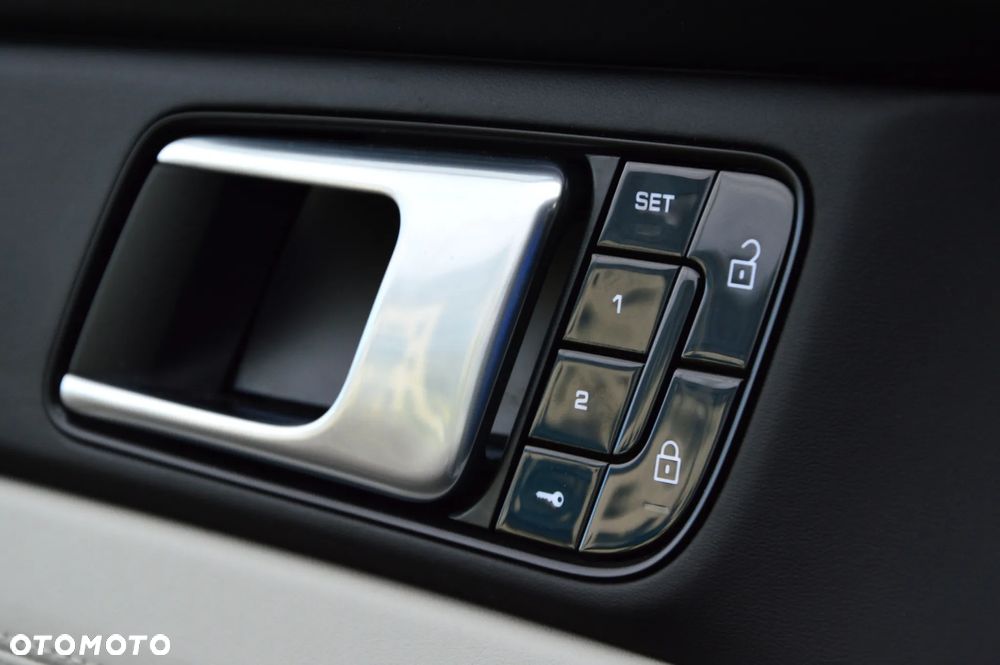Porsche Panamera Turbo - 15