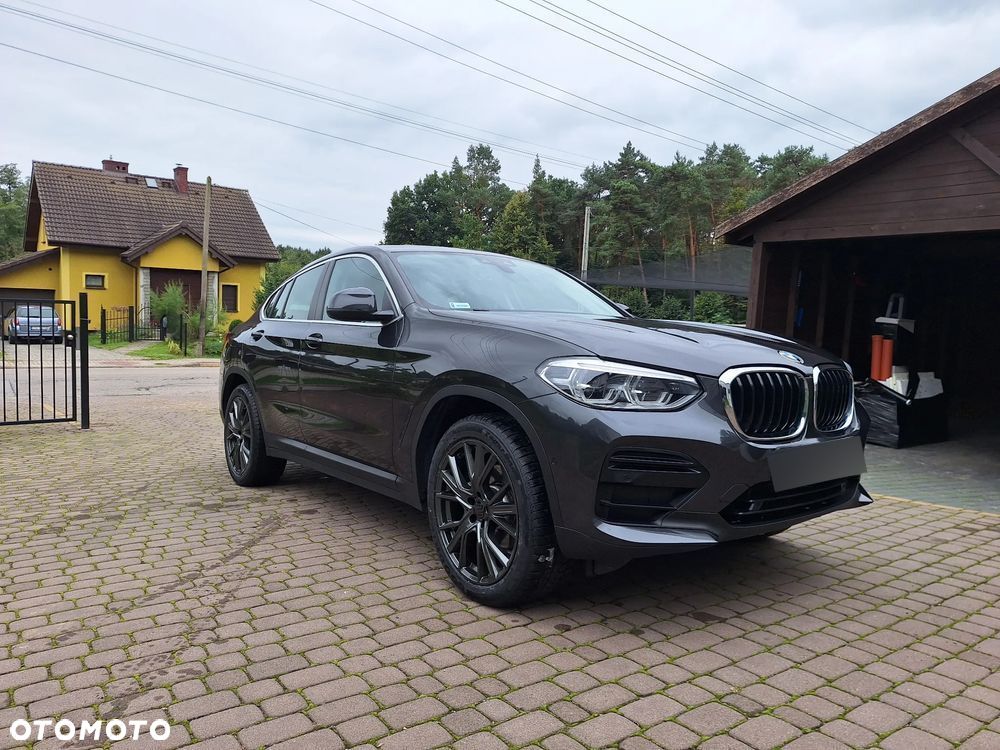 BMW X4 xDrive20i GPF sport - 3
