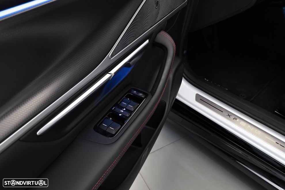 Xpeng P7i 86.2 kWh Long Range - 23