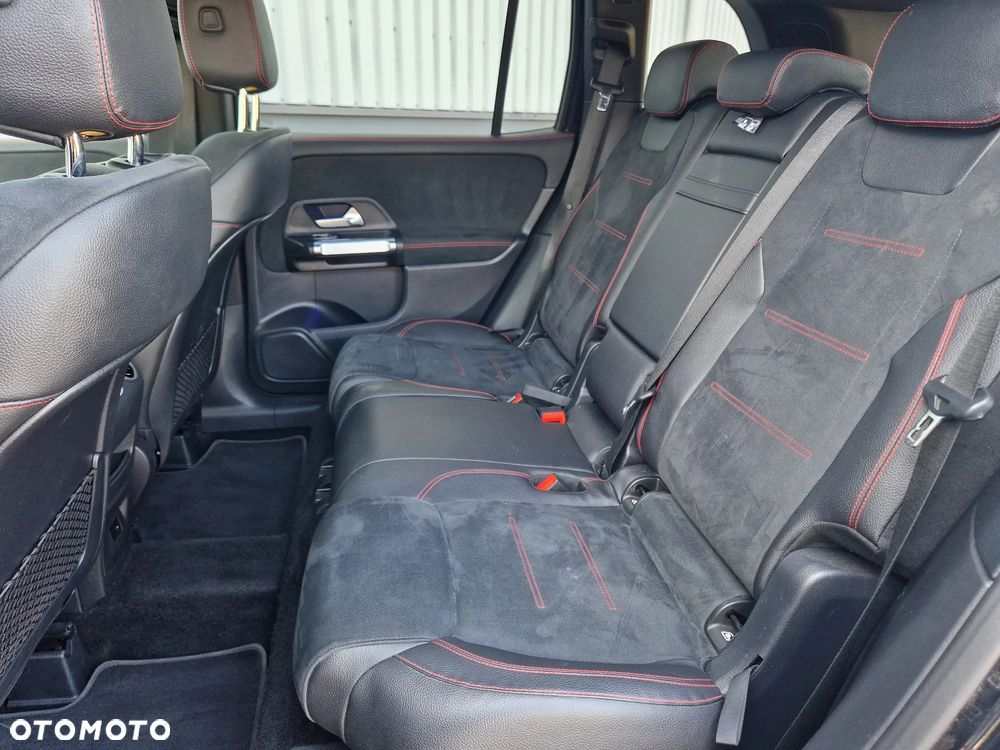 Mercedes-Benz GLB 200 d AMG Line 8G-DCT - 9