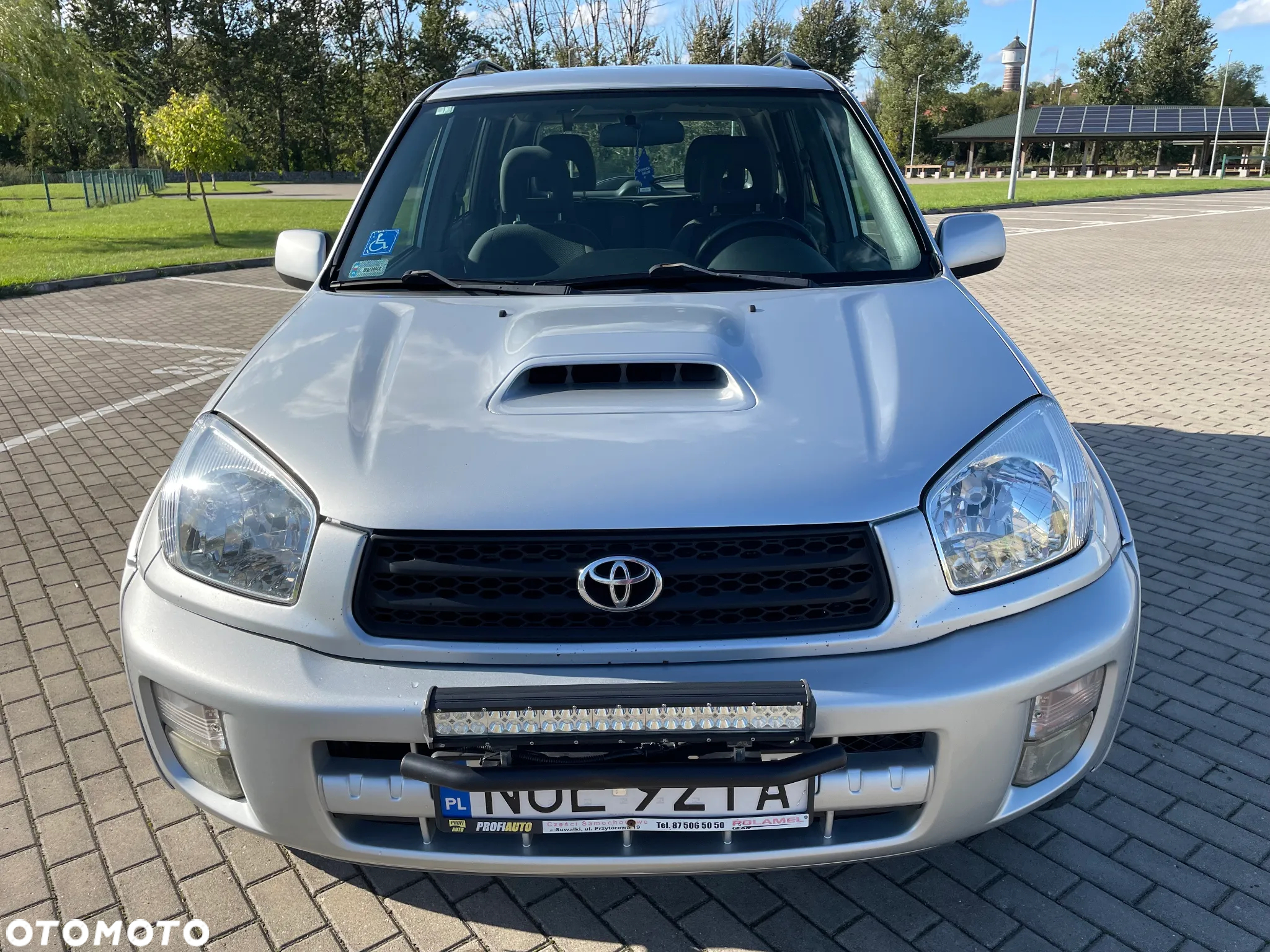 Toyota RAV4 - 9