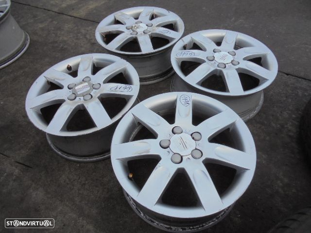 Jogo De Jantes 6L0601025K SEAT CORDOBA 2007 1.4 86CV 4P AZUL 43 6Jx15 5X100 56.9MM - 4