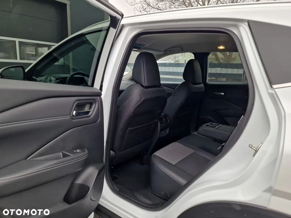 Nissan Qashqai 1.3 DIG-T MHEV Xtronic N-Connecta - 17