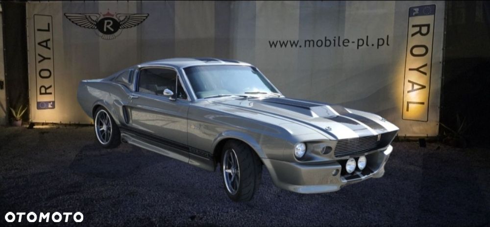 Ford Mustang - 1