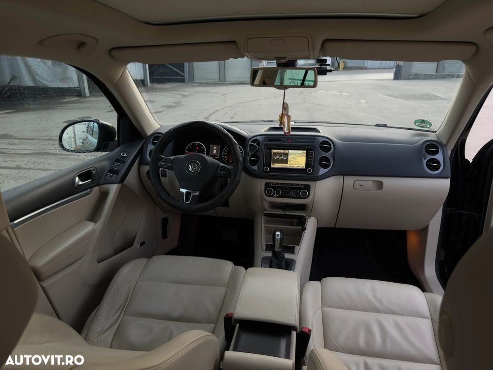 Volkswagen Tiguan 2.0 TDI DPF 4Motion BlueMotion Technology DSG Exclusive - 18