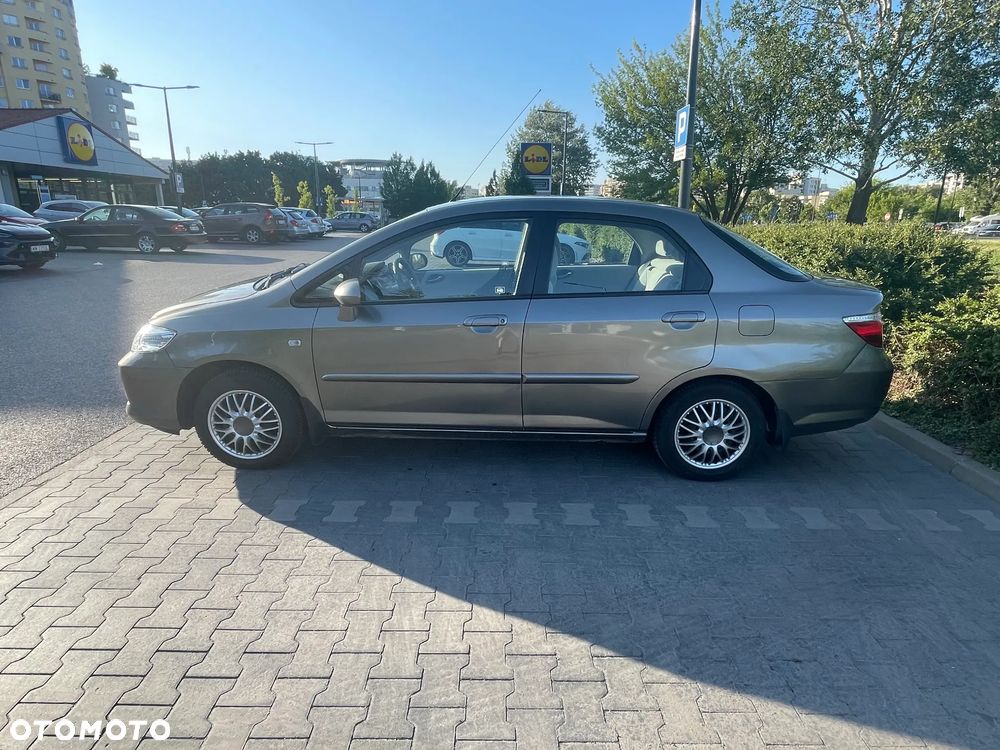 Honda City 1.4 Comfort - 3