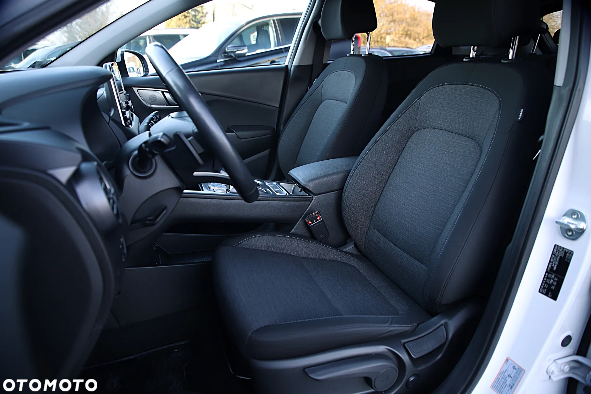 Hyundai Kona Electric 39kWh Premium - 18