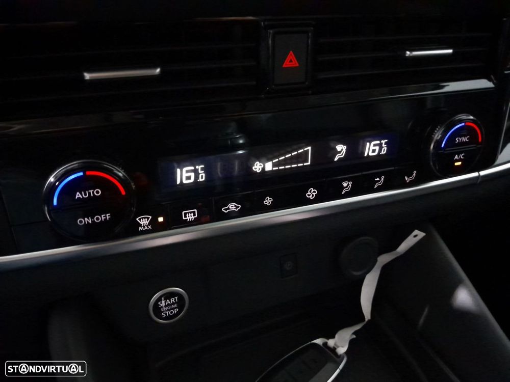 Nissan Qashqai 1.3 DIG-T N-Connecta LED+TT+SKY - 14