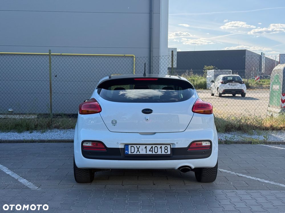 Kia Ceed - 5