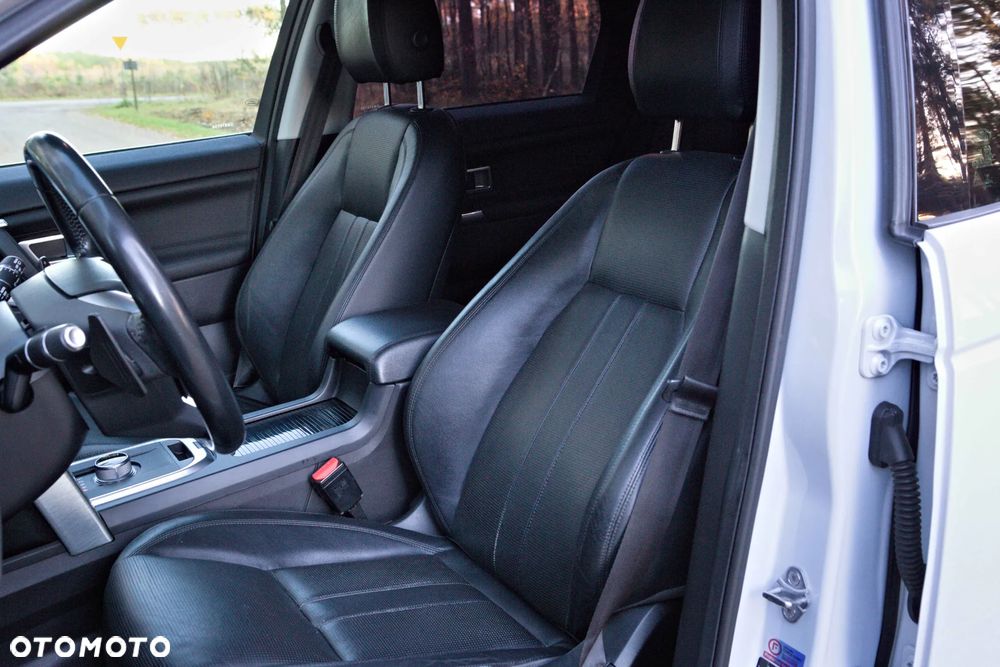 Land Rover Discovery Sport 2.0 TD4 HSE - 8