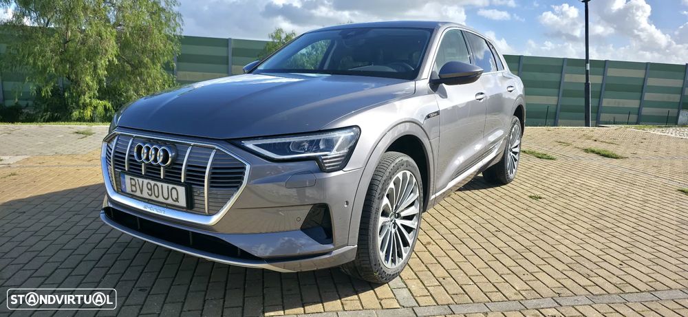 Audi e-tron - 4