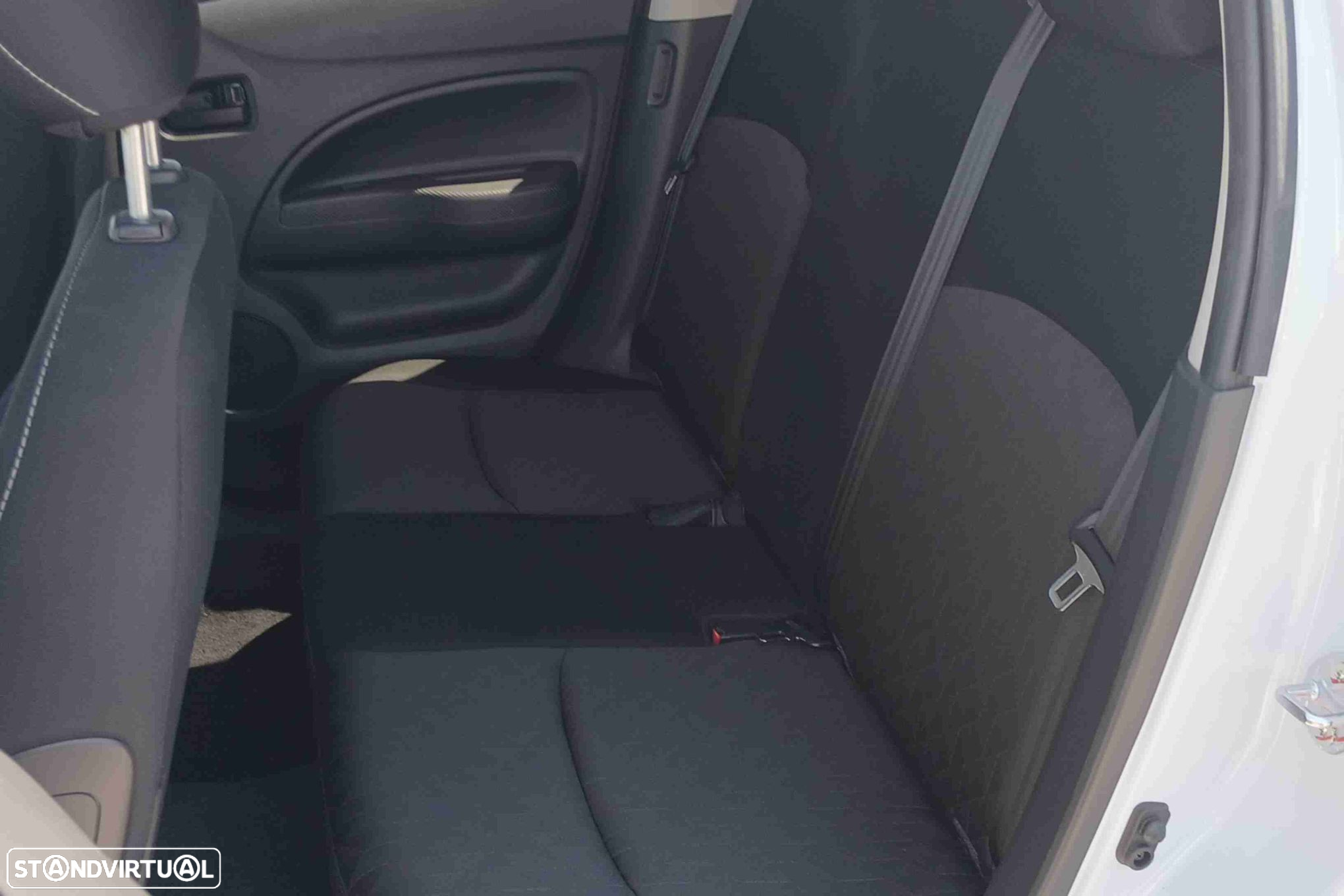 Mitsubishi Space Star 1.2 Connect Edition - 12