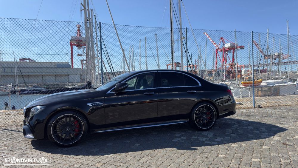 Mercedes-Benz E 63 AMG S 4Matic+ - 20