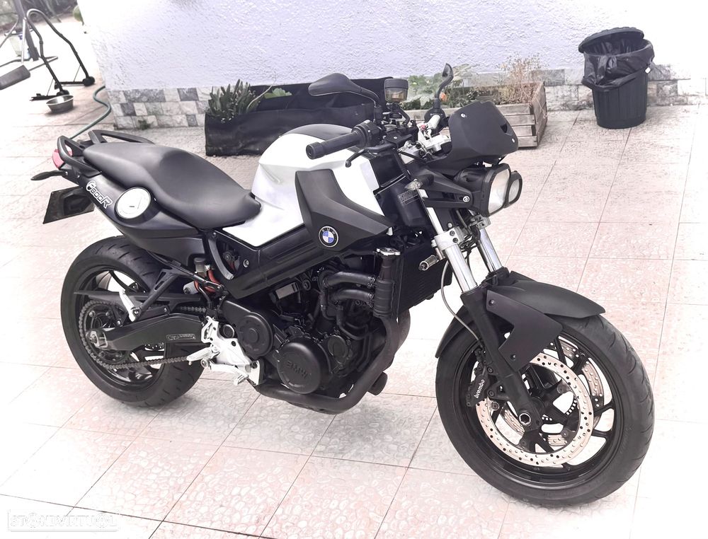 BMW F 800 R Naked - 1