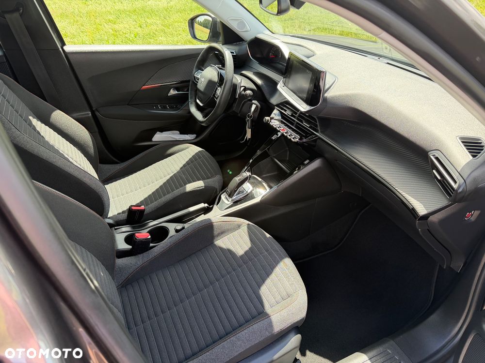 Peugeot 2008 1.2 PureTech Active S&S EAT8 - 13