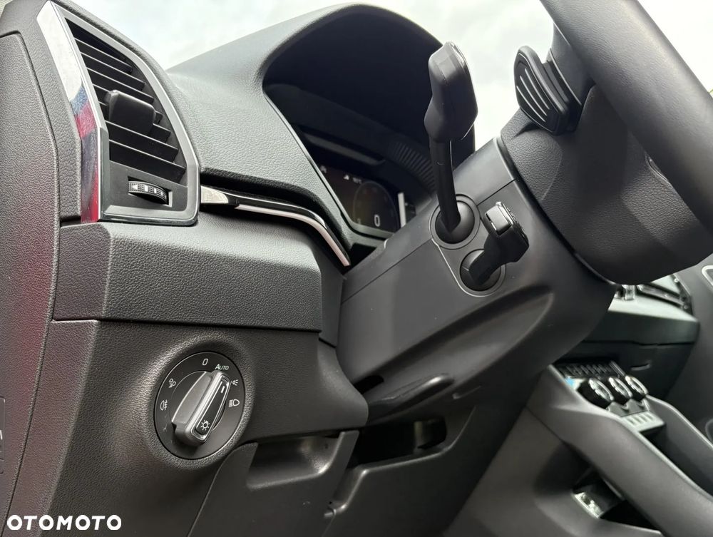 Skoda Karoq 1.5 TSI ACT 4x2 Style DSG - 12