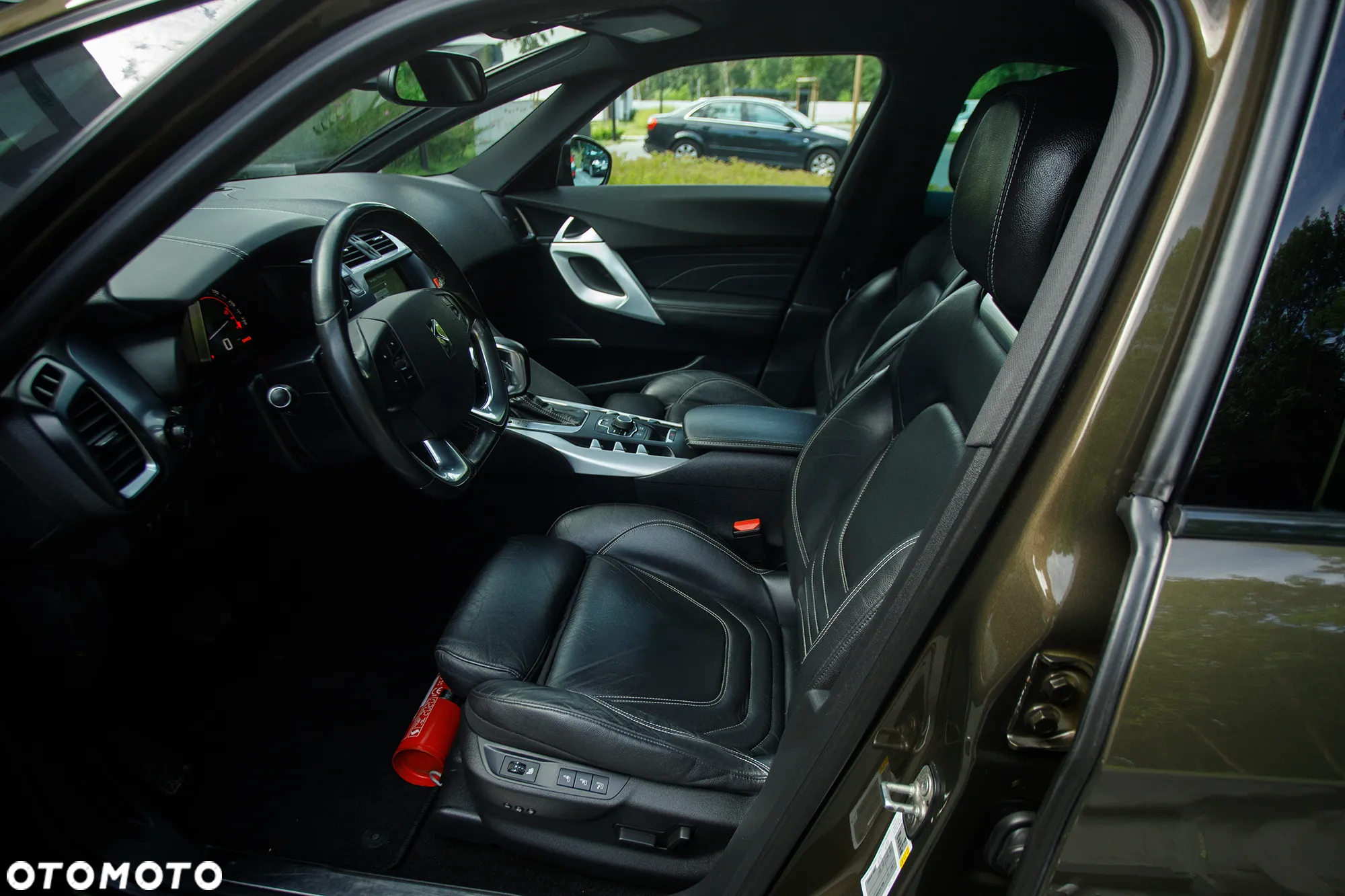 Citroën DS5 BlueHDi 180 Business - 29