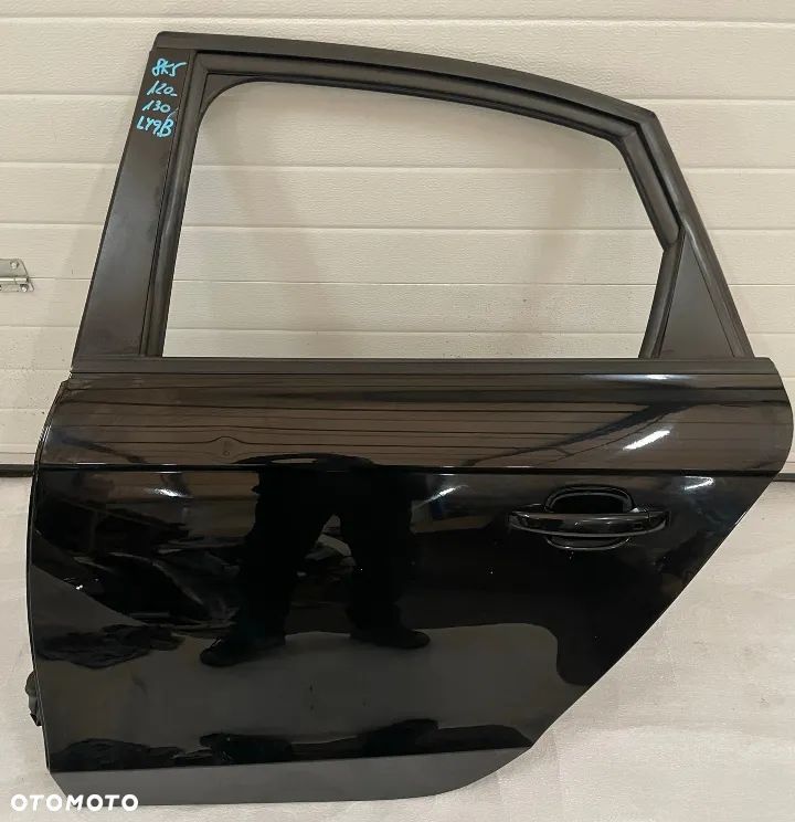 Audi A4 B8 8K sedan limo drzwi tył lewe LY9B - 1