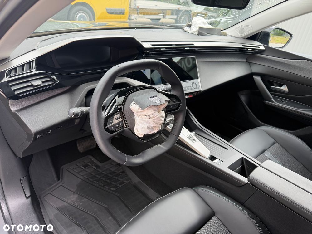 Peugeot 308 1.5 BlueHDi Allure Pack S&S EAT8 - 15
