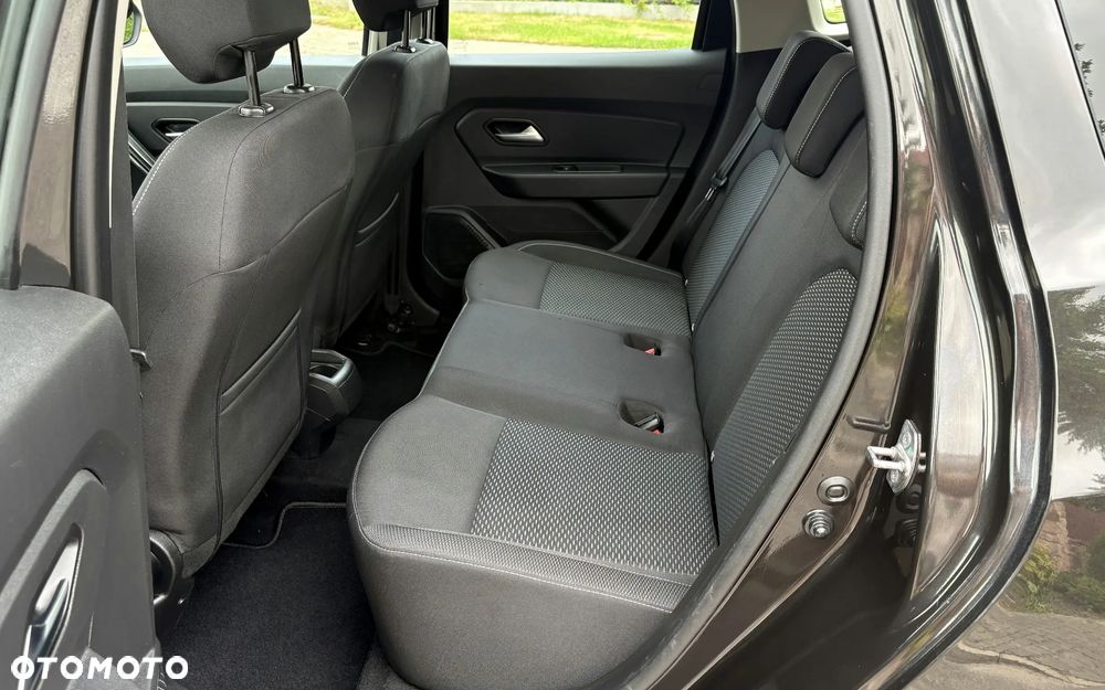 Dacia Duster 1.6 SCe Prestige - 23