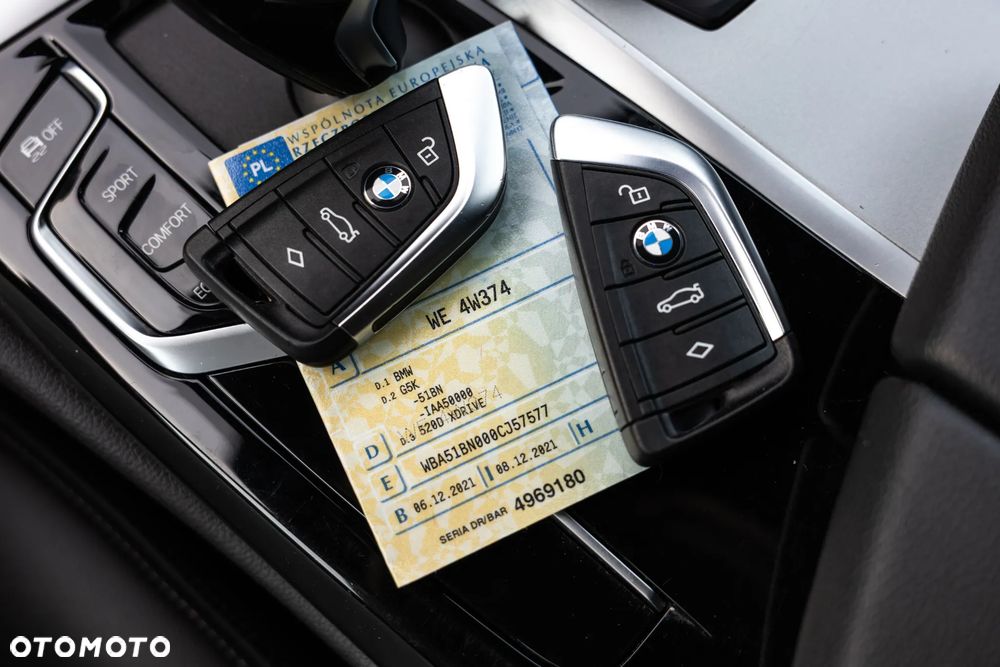 BMW Seria 5 520d xDrive Sport - 40