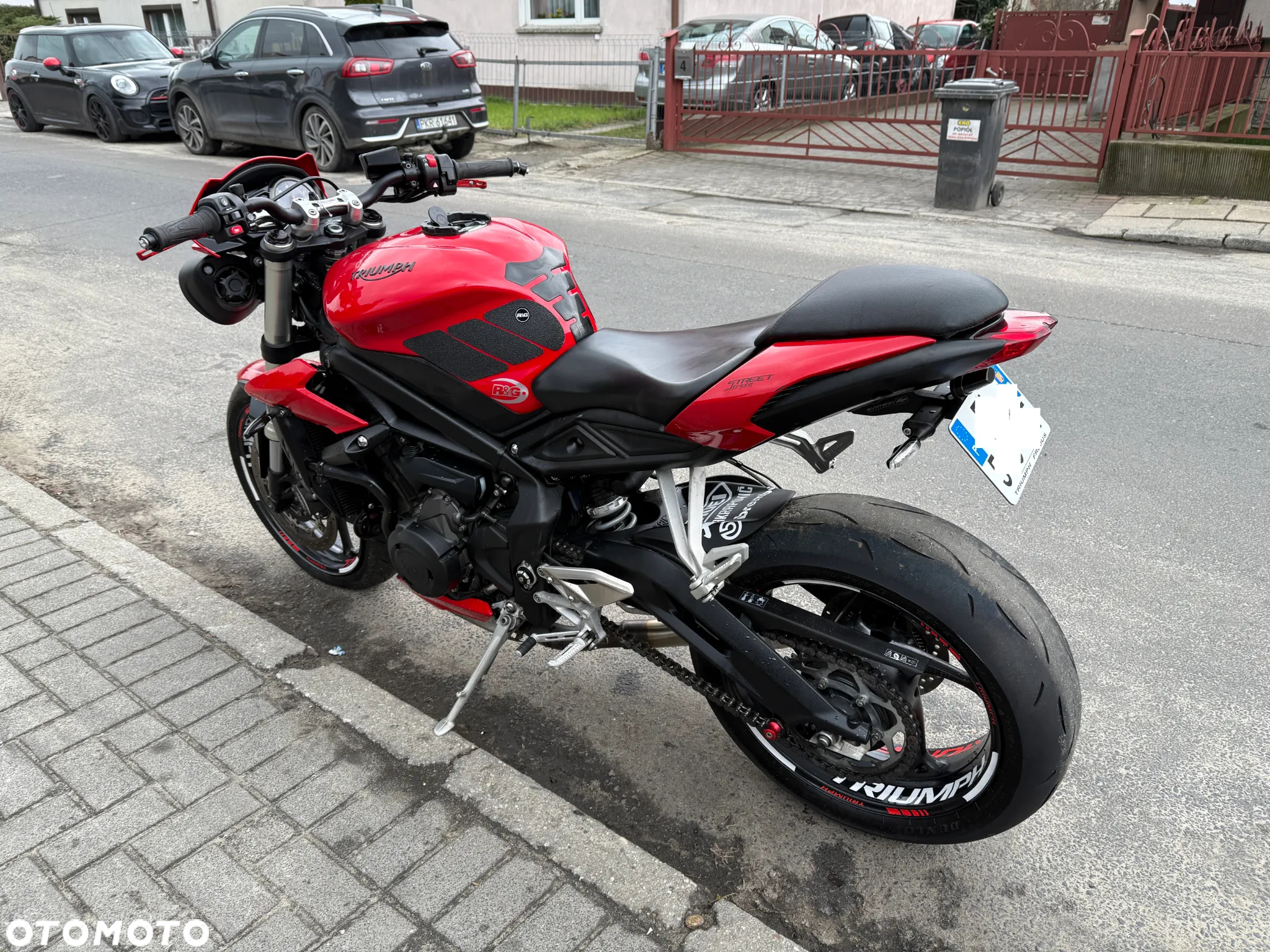 Triumph Street Triple - 6