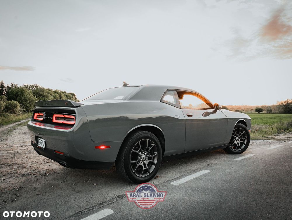 Dodge Challenger 3.6 GT AWD - 32