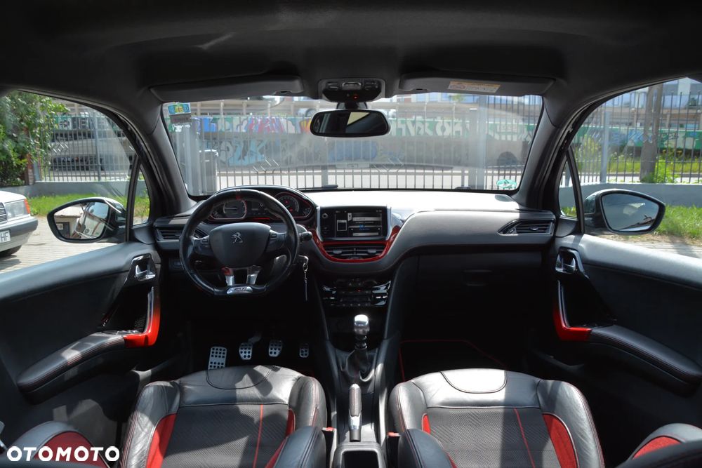 Peugeot 208 1.6 THP GTi - 9