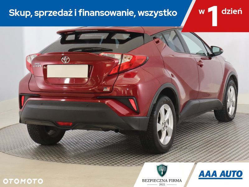 Toyota C-HR - 7