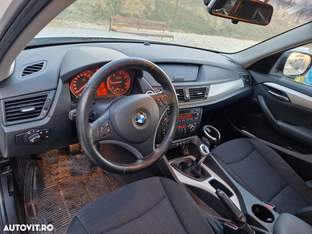BMW X1 xDrive18d - 4