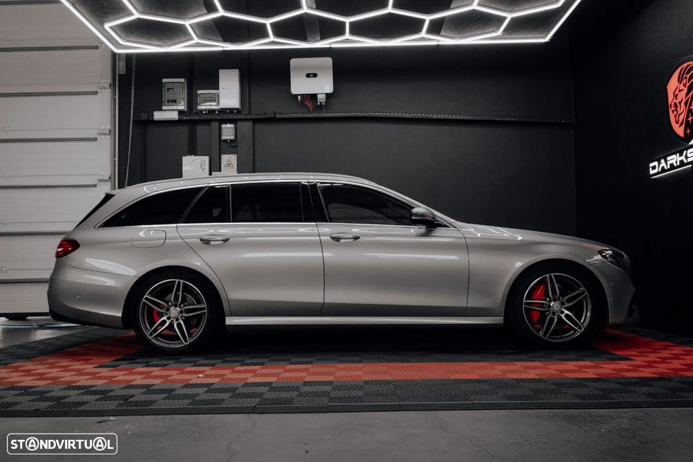 Mercedes-Benz E 220 d AMG Line - 12