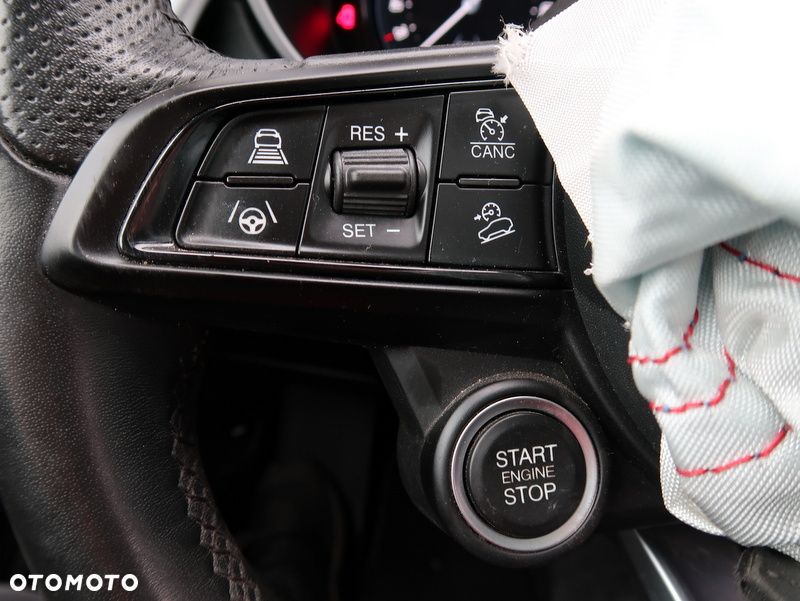 Alfa Romeo Stelvio 2.0 Turbo Sprint Q4 - 18