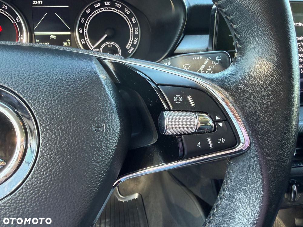 Skoda Fabia 1.0 TSI Ambition - 19