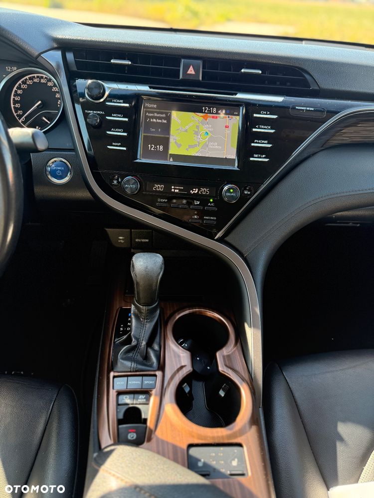 Toyota Camry 2.5 Hybrid Dynamic Force Executive e-CVT - 15