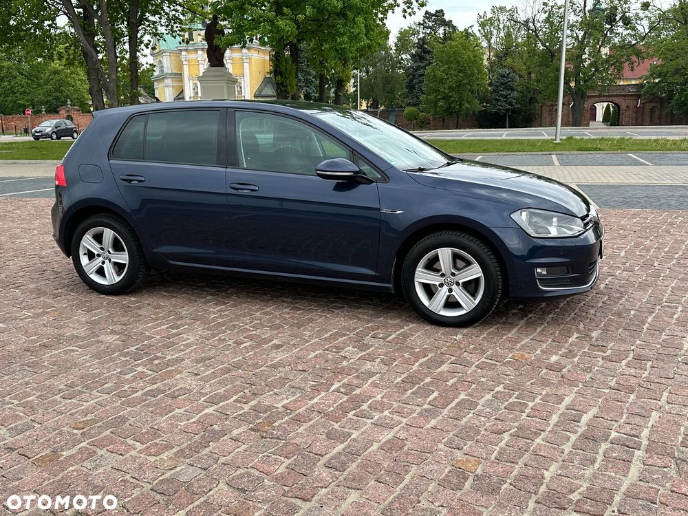 Volkswagen Golf 1.6 TDI BlueMotion Technology Lounge - 23